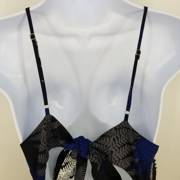 Akira Chicago Black Label Open Back Romper S - Picture 8 of 12